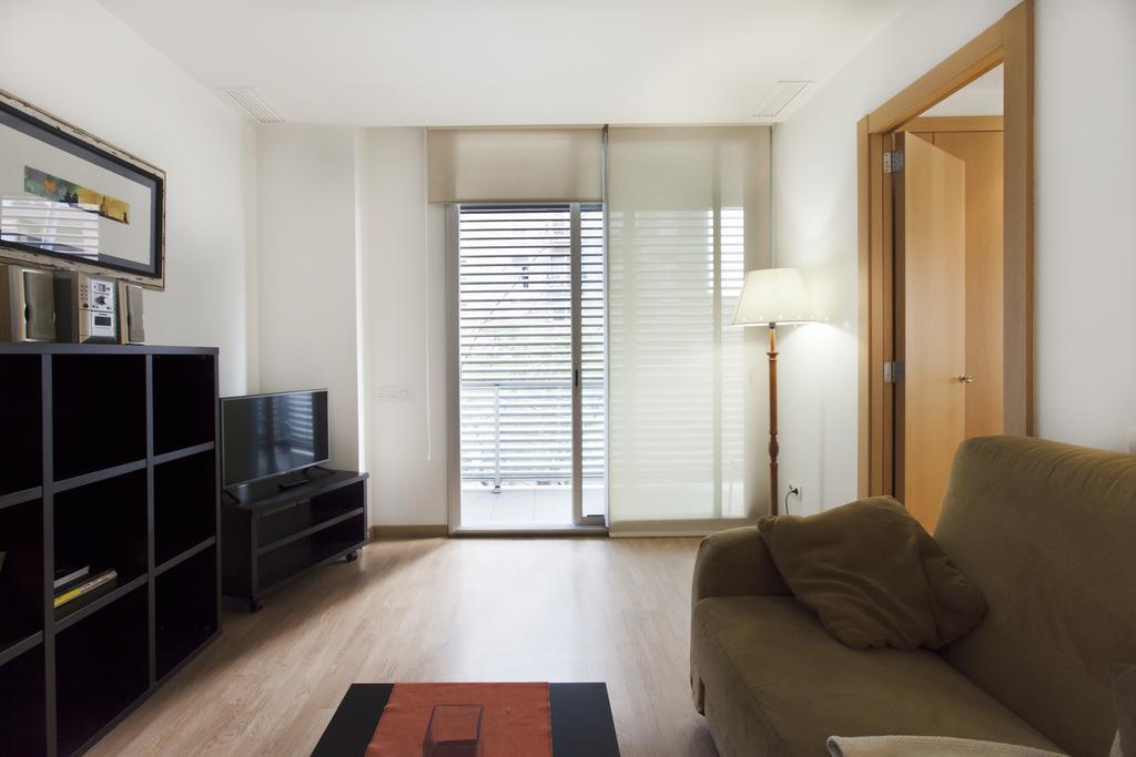 Apartaments Travessera-Parc Gueell Barcelona Kültér fotó